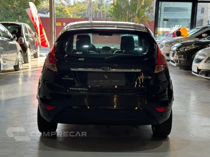 FIESTA 1.6 TITANIUM HATCH 16V FLEX 4P POWERSHIFT