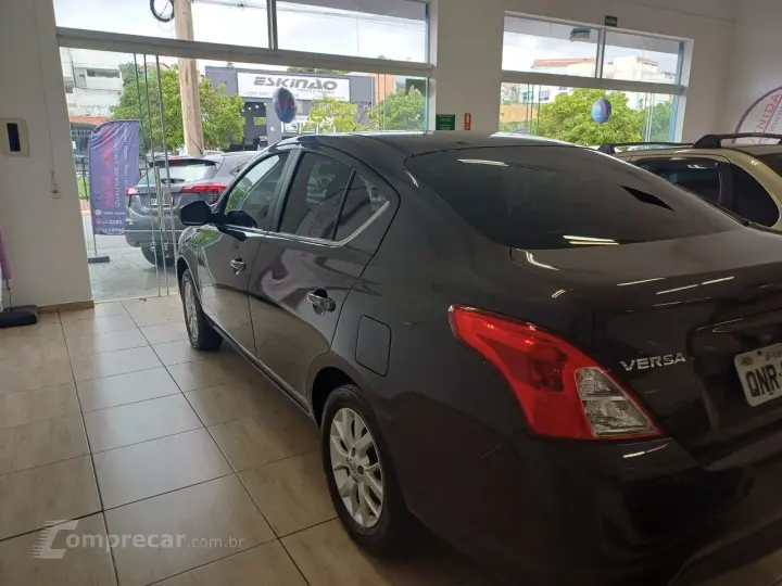 Versa Sedan 1.6 16V 4P SV FLEX XTRONIC AUTOMÁTICO CVT