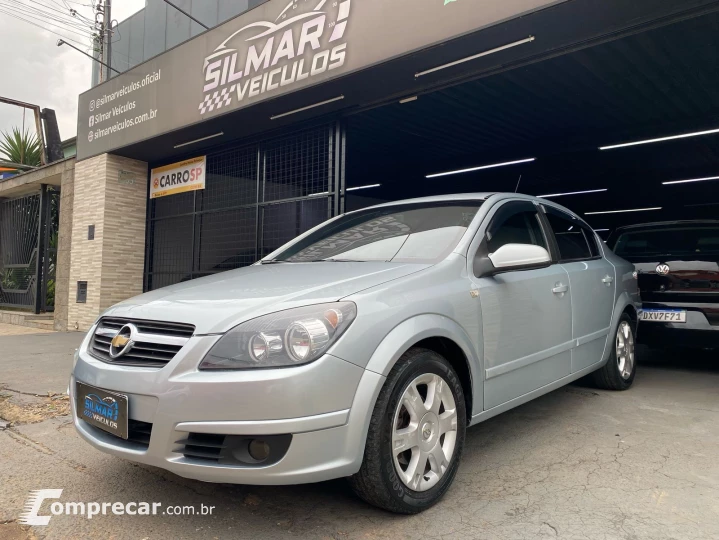 VECTRA 2.0 MPFI Elegance 8V
