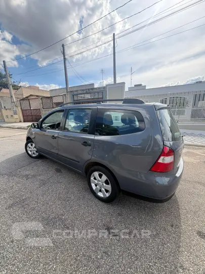 GRAND LIVINA 1.8 16V