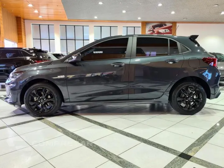 ONIX HATCH RS 1.0 TB 12V FLEX 5P AUT.