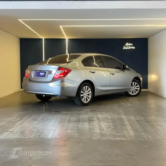 Civic Sedan LXS 1.8/1.8 Flex 16V Aut. 4p