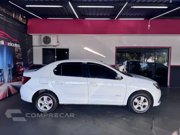 Logan 1.6 Expression