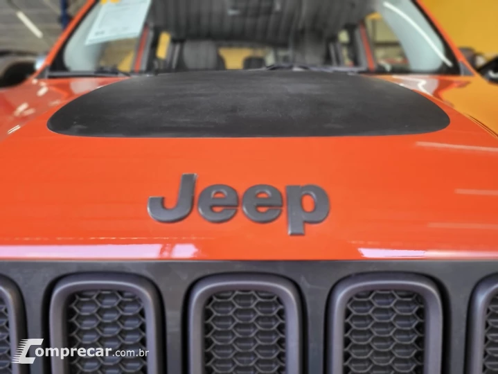 RENEGADE 2.0 16V Turbo Trailhawk 4X4