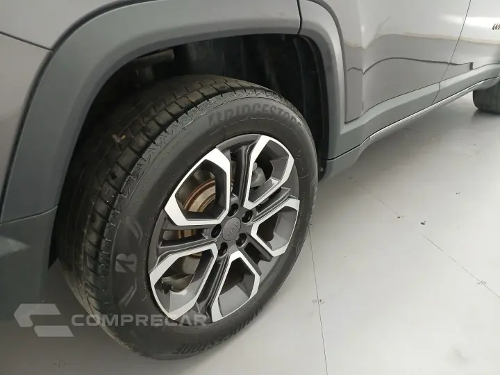 COMMANDER 1.3 T270 TURBO FLEX LIMITED AT6