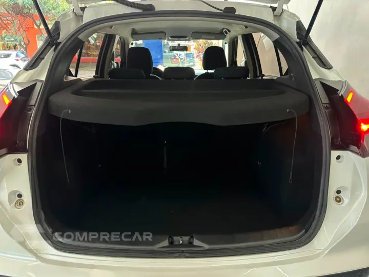 KICKS Sense 1.6 16V Flex Aut.