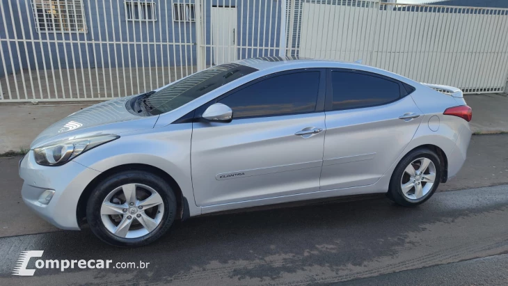 ELANTRA 2.0 16V