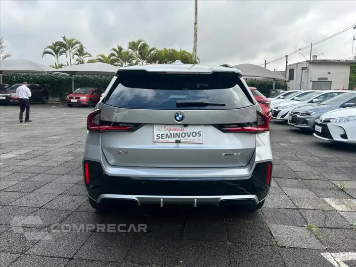 X1 2.0 16V TURBO GASOLINA SDRIVE20I M SPORT STEPT