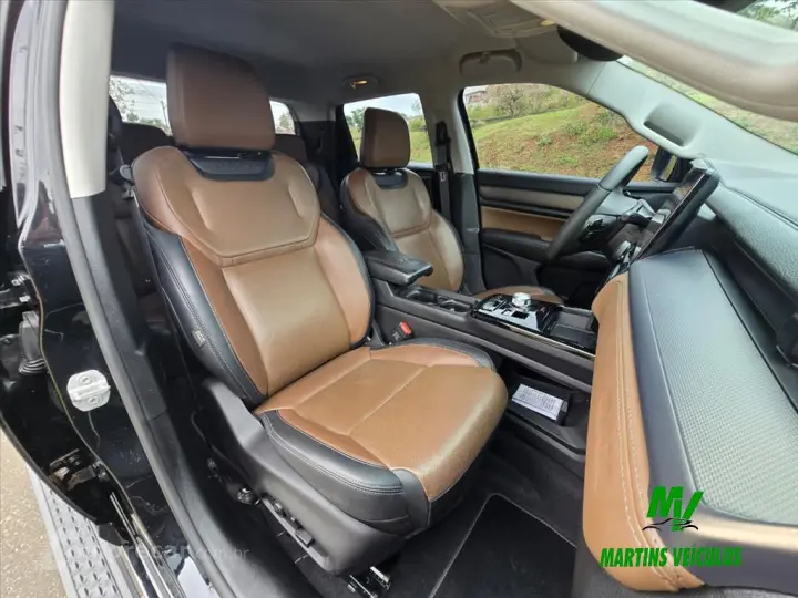 RAMPAGE 2.0 TURBO DIESEL LARAMIE 4X4 AUTOMÁTICO