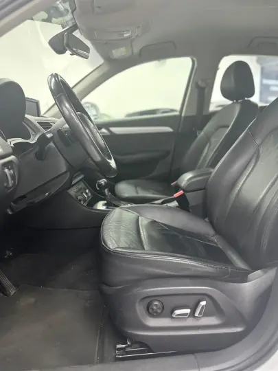 Q3 1.4 TFSI Ambition S Tronic