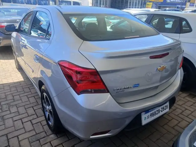 PRISMA - 1.4 MPFI LT 8V 4P MANUAL