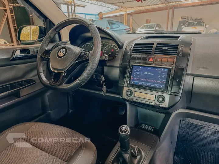 POLO SEDAN 1.6 MI Comfortline 8V