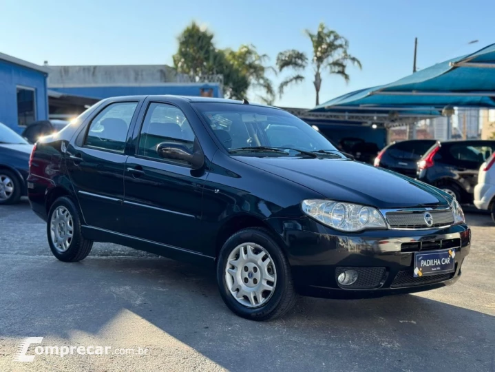 Siena 1.8 4P HLX FLEX