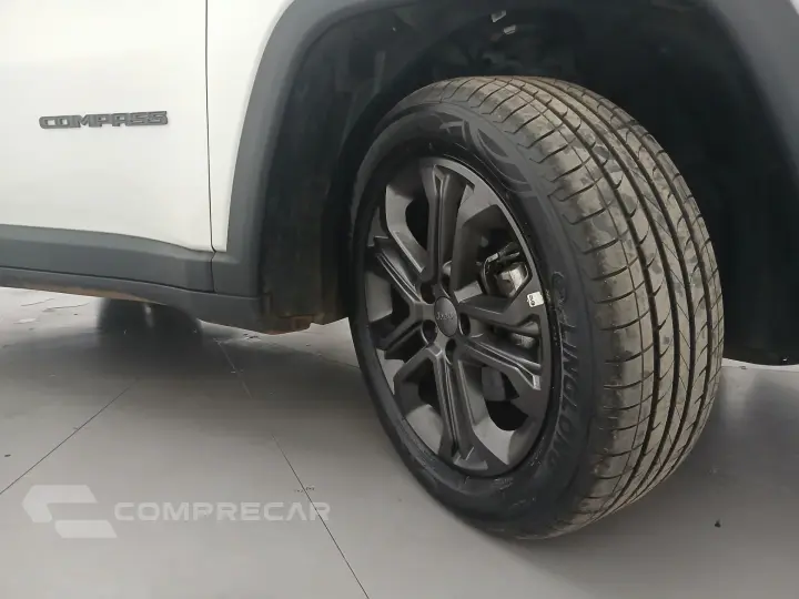 COMPASS 1.3 T270 TURBO FLEX LONGITUDE AT6