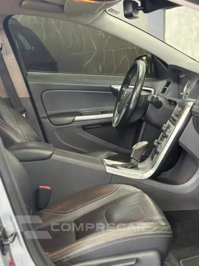 V60 2.0 T5 R Design Turbo