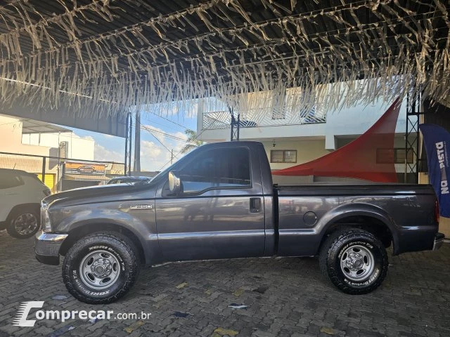F-250 - 4.2 XLT 4X2 CS TURBO INTERCOOLER 2P MANUAL