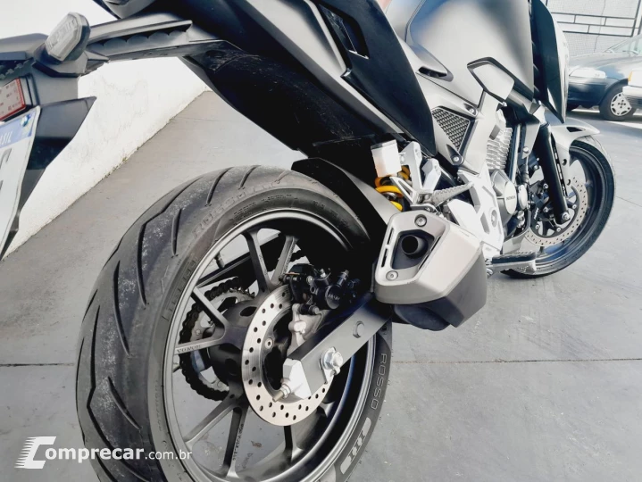 CB 300F Twister Flex