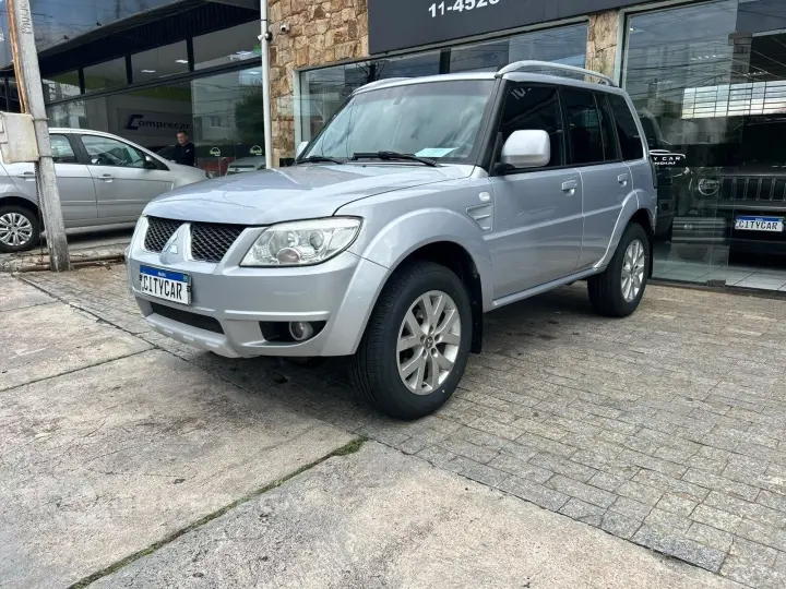 PAJERO TR4 2.0 4X2 16V 140CV FLEX 4P AUTOMÁTICO