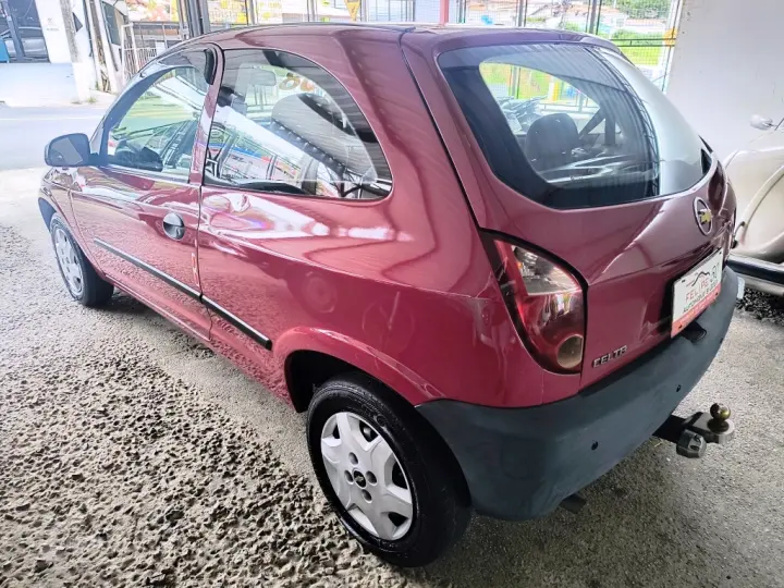 CELTA 1.0 MPFI Life 8V