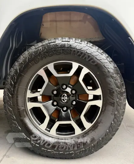 Hilux CD 4x4 2.8 Diesel Mec.