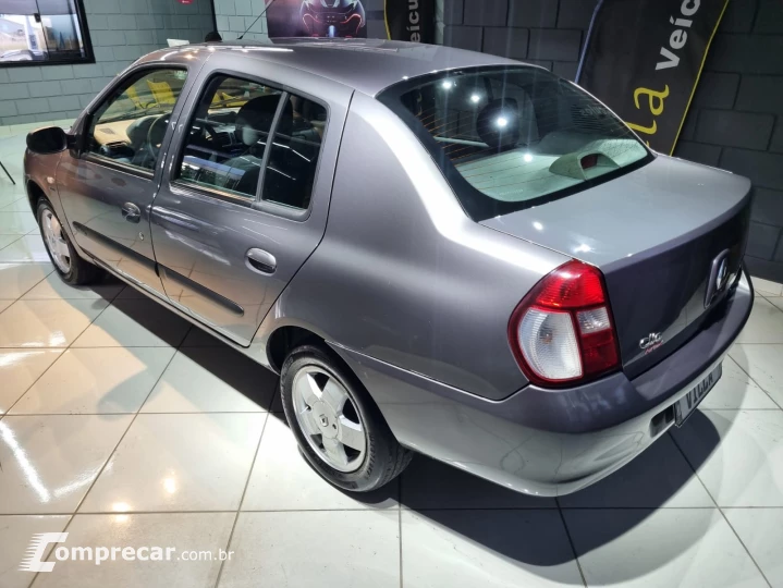 CLIO 1.6 Expression Sedan 16V