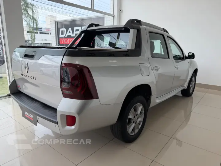 DUSTER OROCH Dyna. 2.0 Flex 16V Aut.