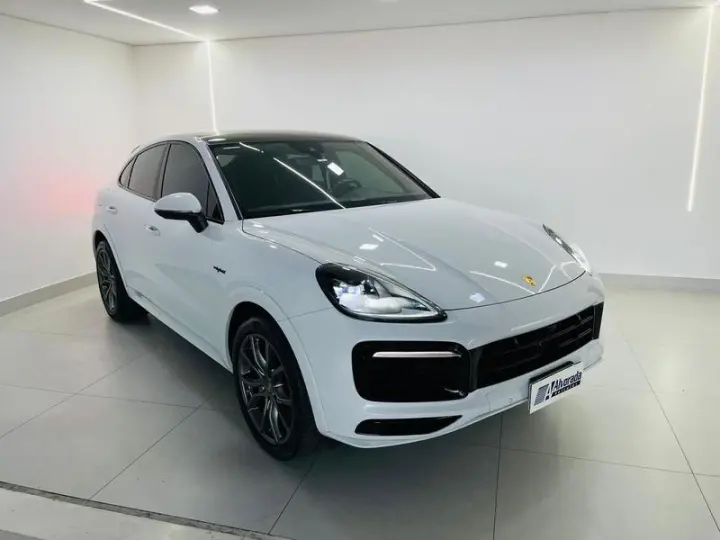 CAYENNE CP PHE