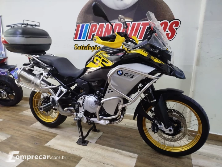 F 850 GS ADVENTURE 40 ANOS