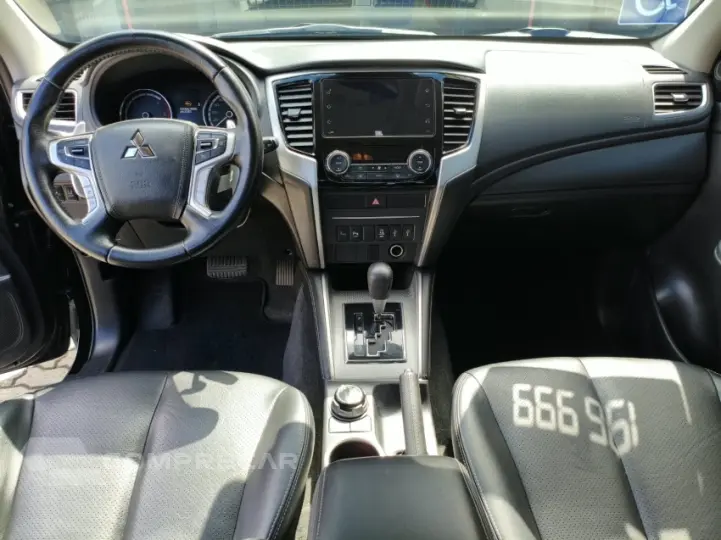 TRITON 2.4 Biturbo CD Hpe-s 4X4