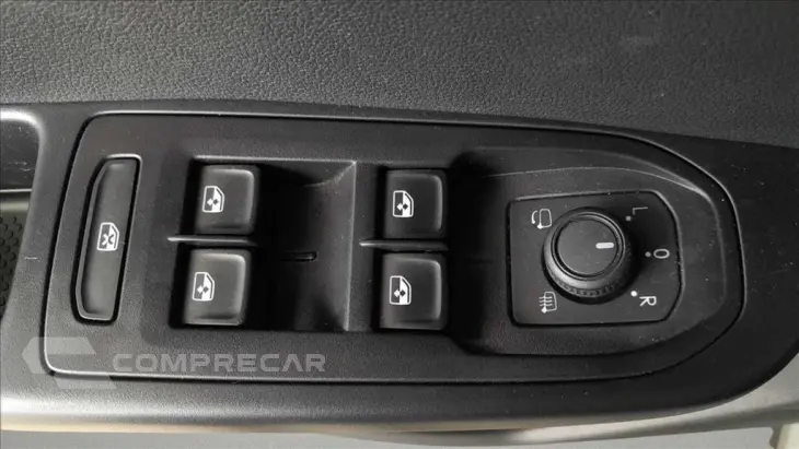 TAOS 1.4 250 TSI TOTAL FLEX HIGHLINE AUTOMÁTICO