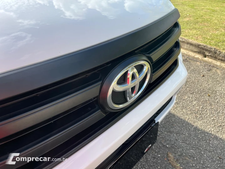 HILUX 2.8 D-4D TURBO DIESEL CS 4X4 MANUAL