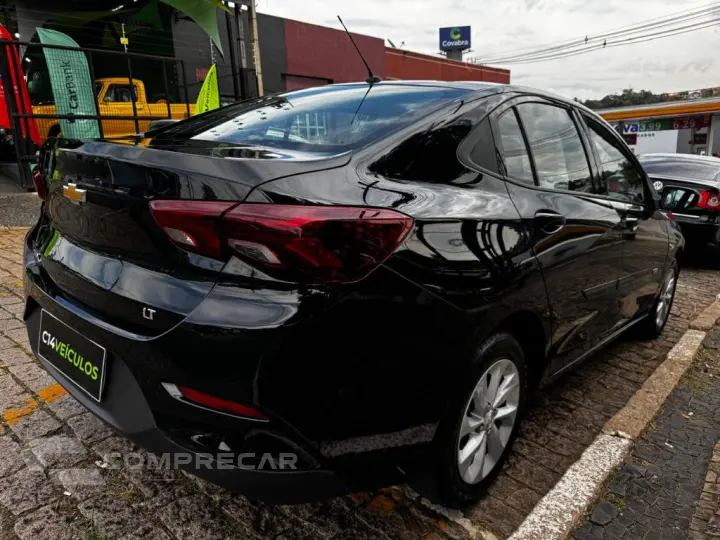 ONIX SEDAN Plus LT 1.0 12V Flex 4p Mec.
