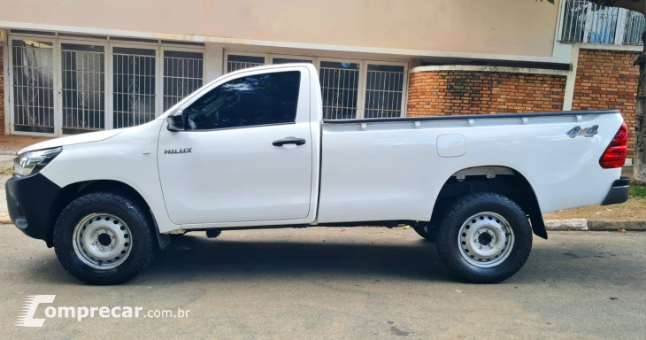 HILUX 2.4 4X4 8V