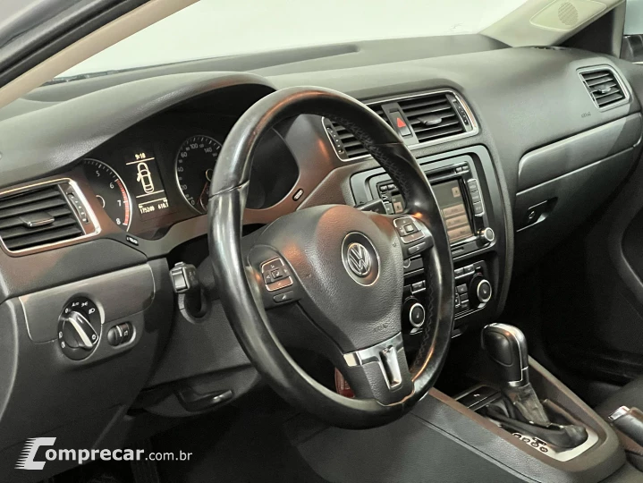 JETTA 2.0 TSI Highline 211cv