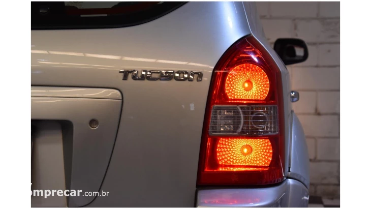 TUCSON - 2.0 MPFI GL 16V 142CV 2WD 4P AUTOMÁTICO