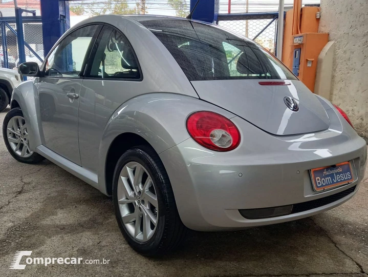 New Beetle 2.0 Mi 8V Gasolina 2P Automático