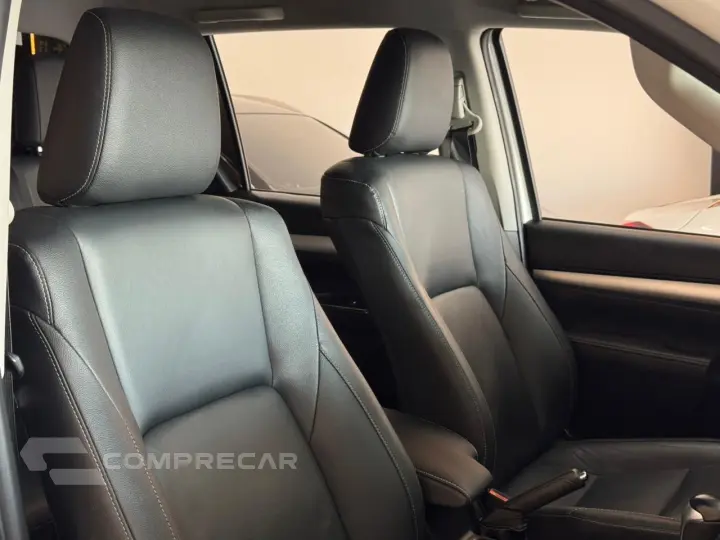 Hilux Caminhonete 2.8 16V SRV 4X4 DIESEL CABINE DUPLA AUTOMÁ