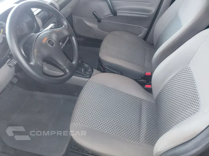 CORSA 1.0 MPFI Classic Sedan 8V