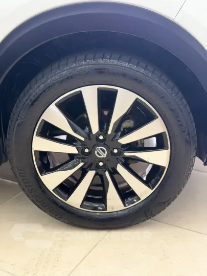 KICKS SL 1.6 16V FlexStar 5p Aut.