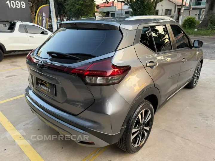 Kicks Play 1.6 16V Flexstart Advance Plus Xtronic