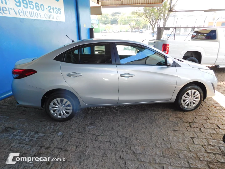 YARIS 1.5 16V Sedan XL Live