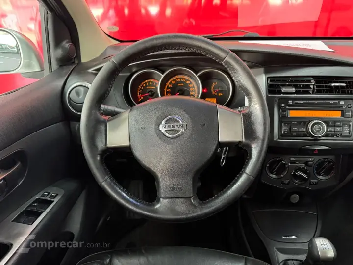 Livina 1.6 S X-Gear 16V Flex 4P Manual