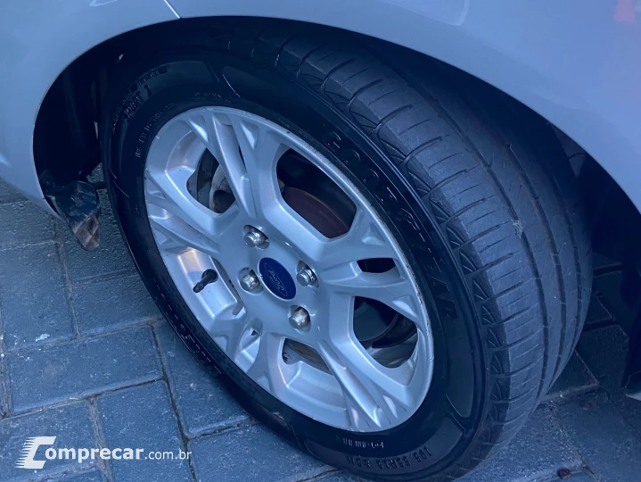 FIESTA 1.6 SE Sedan 16V