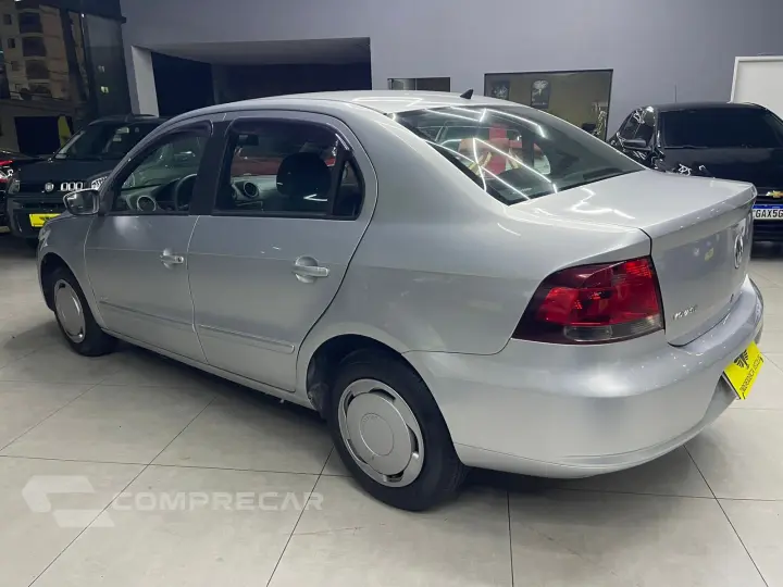 VOYAGE 1.0 8V MPI Totalflex