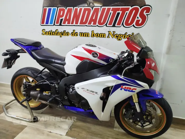 CBR 1000 FIREBLADE RR