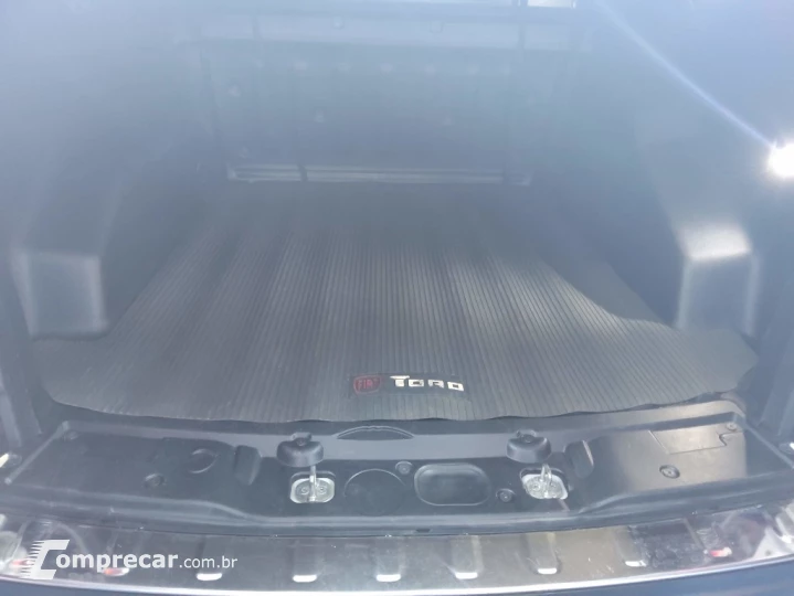 TORO 1.3 TURBO 270 FLEX FREEDOM AT6