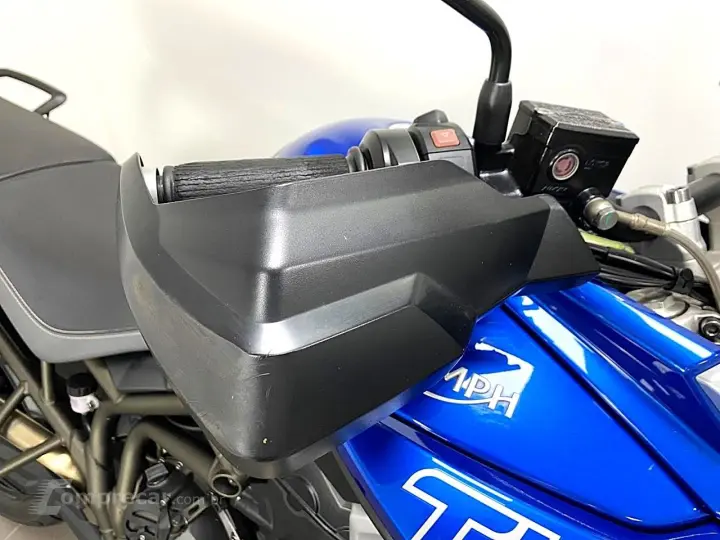 TRIUMPH TIGER 800 XRX