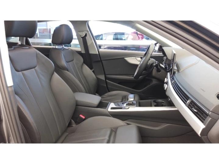 A4 2.0 TFSI GASOLINA PRESTIGE PLUS S TRONIC