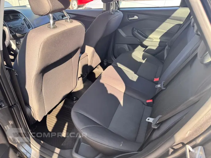 FOCUS 2.0 SE FASTBACK 16V FLEX 4P POWERSHIFT