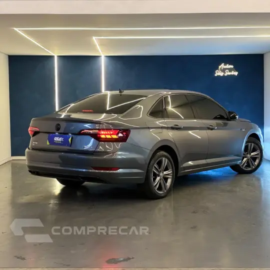 JETTA R-Line 250 TSI 1.4 Flex 16V Aut.